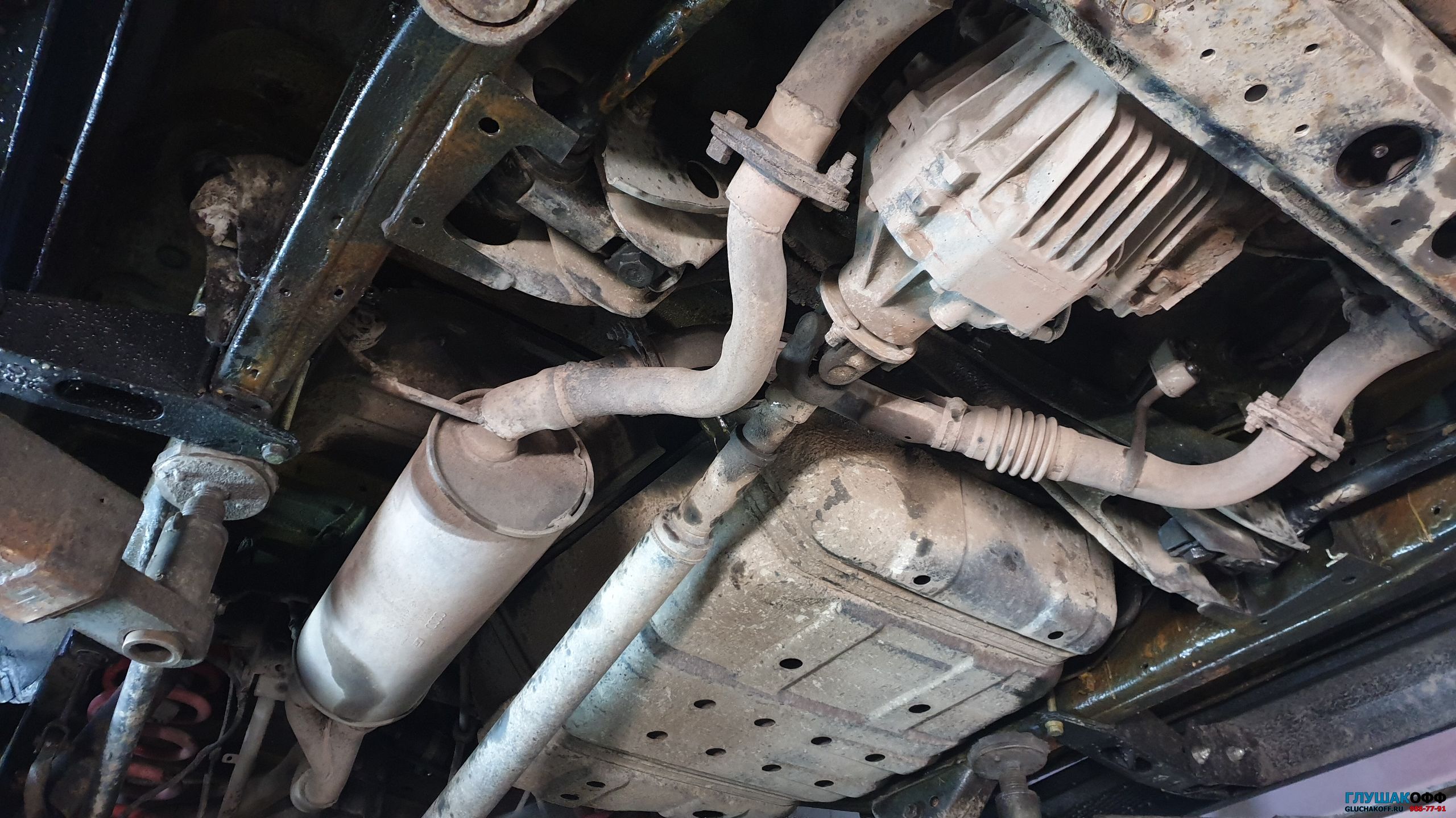 Управляемый глушитель и тюнинг выхлопа на Toyota Land Cruiser 100 от ГлушакоФФ 